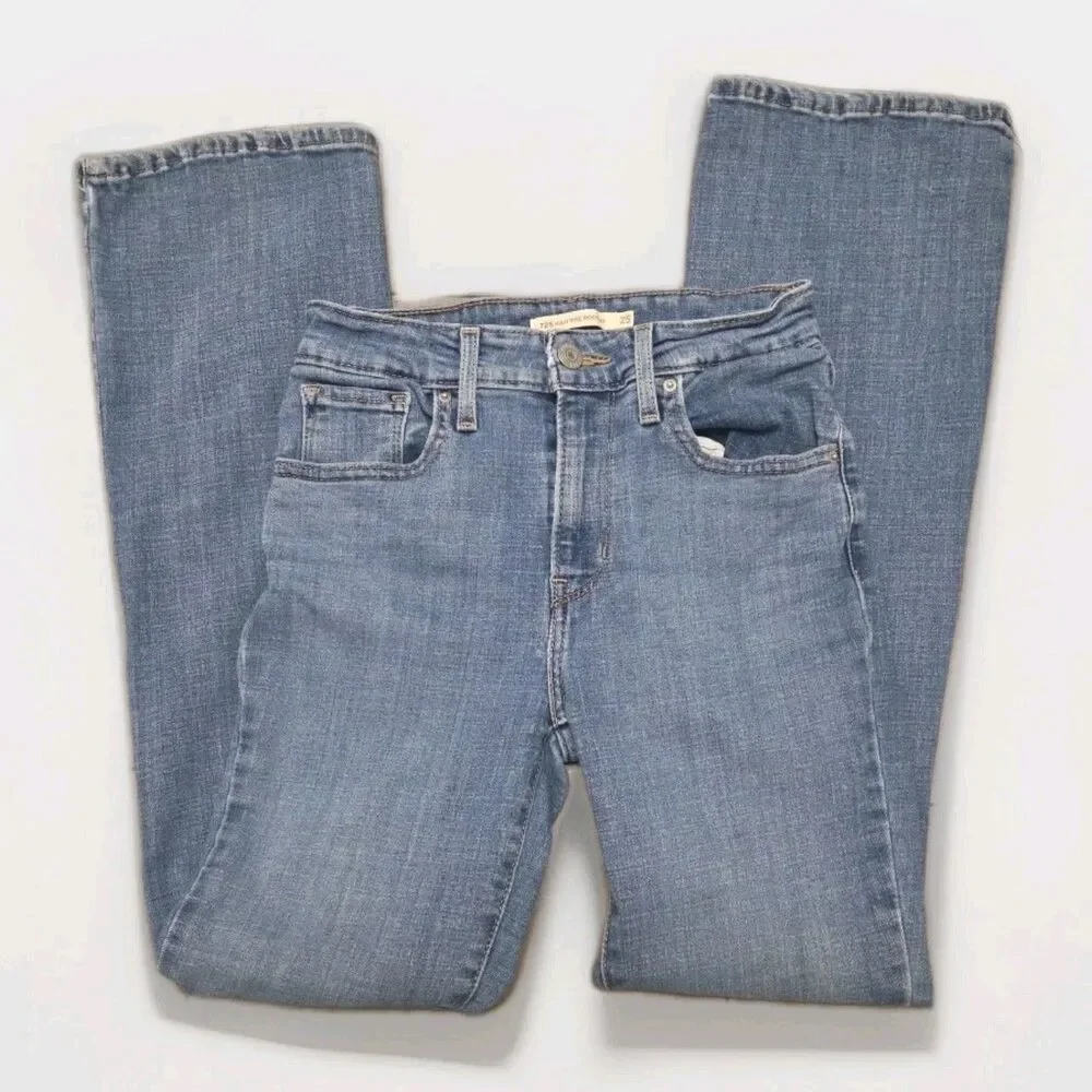 Levi's 725 High Rise Bootcut Jeans Women's Size 25 Medium Wash Levi Strauss Co - Picture 2 of 6